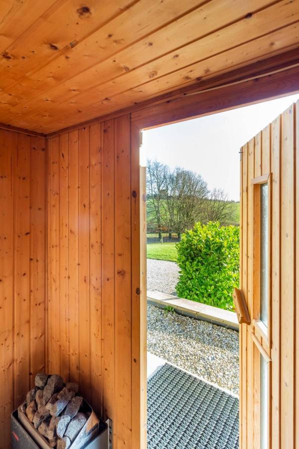 The Retreat, Sauna & Hot Tub, Charming & Cosy Gem Бландфорд-Форум Экстерьер фото