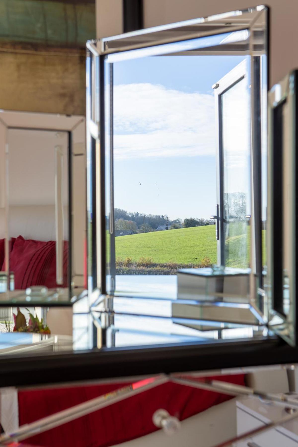 The Retreat, Sauna & Hot Tub, Charming & Cosy Gem Бландфорд-Форум Экстерьер фото